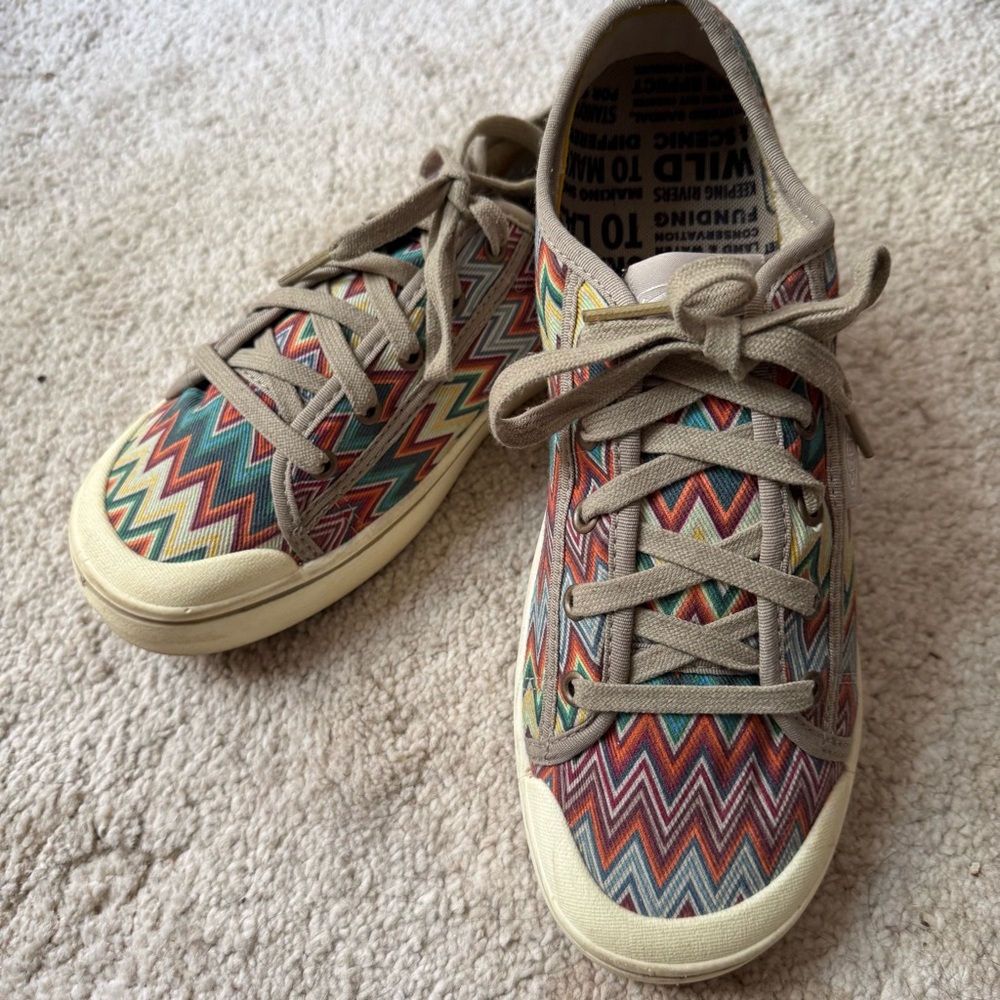 KEEN Chevron / mizzoni pattern W10 Elsa sneakers - no longer sold!